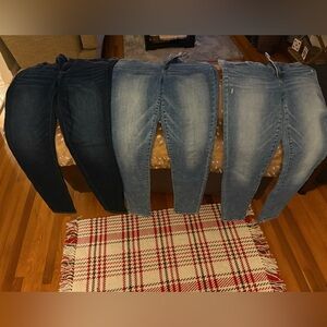 3 pair of American Eagle Outfitters Blue Skinny Jeans all 12 longs